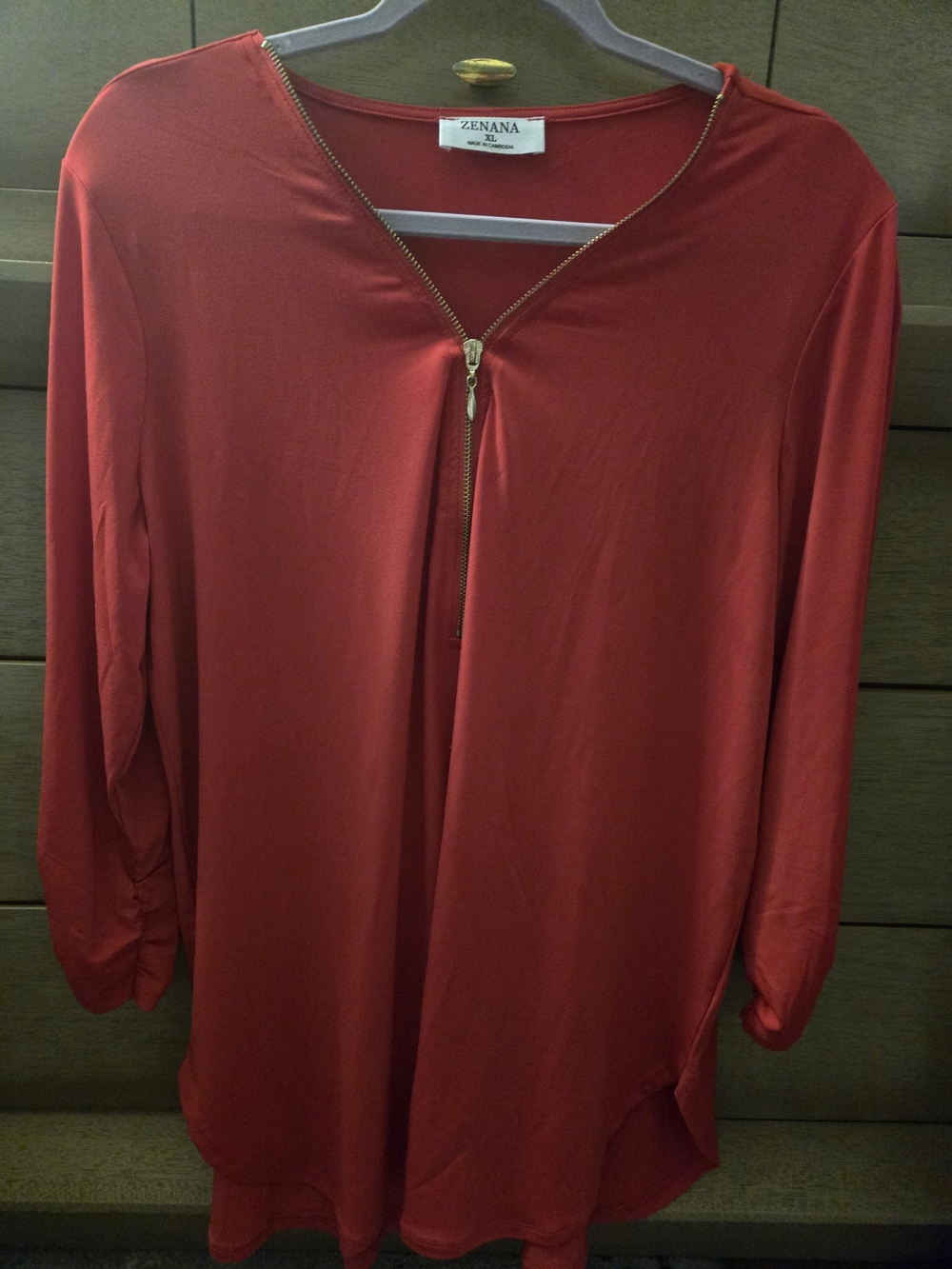 Zenana Outfitters Women's Red Zip-Front Long Sleeve Top